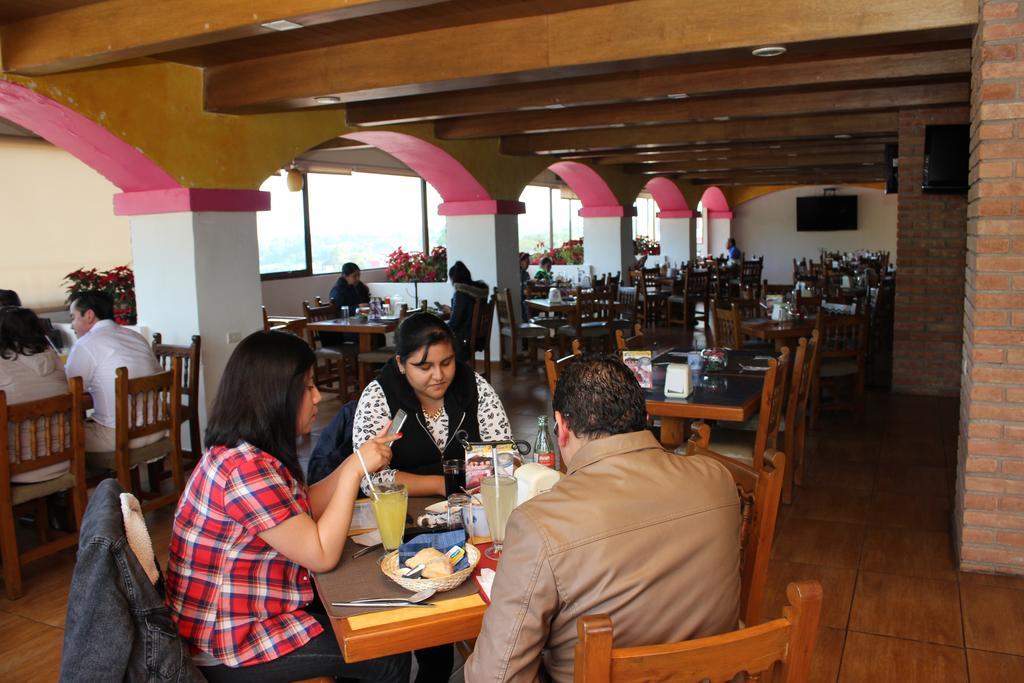 Hotel Villa De Cortez Xicotepec de Juarez المظهر الخارجي الصورة